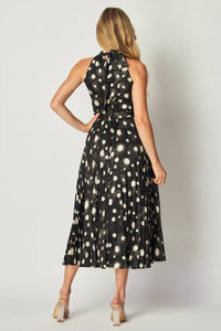 Big Hit Fashion - Julia Pleated Dress