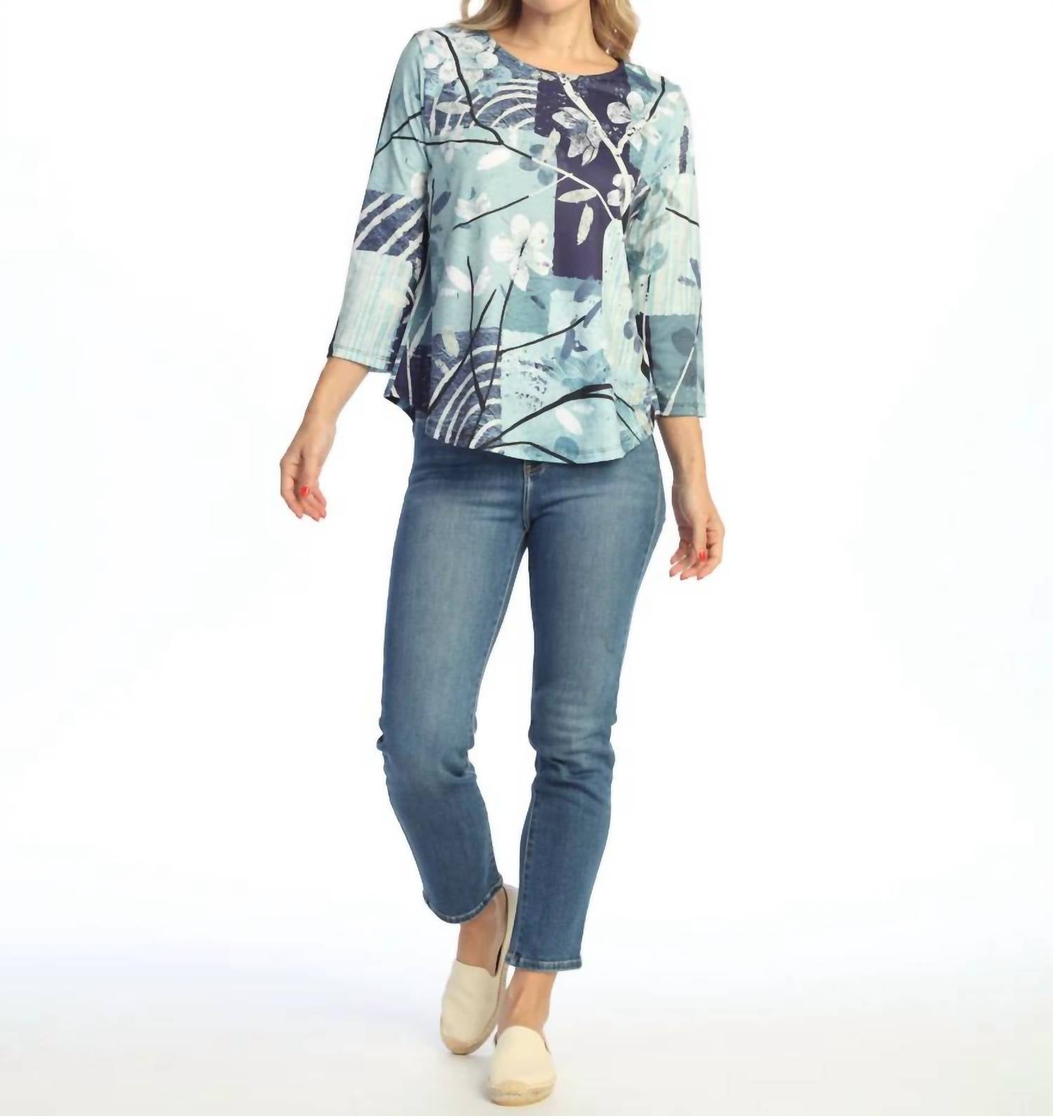 Jess & Jane - Hana Burnout Round Hem Top