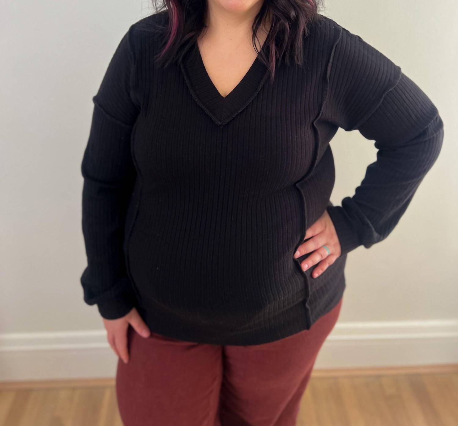 Heimish Usa - Mia V-neck Top