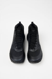 NNormal Women's Tomir 2.0 Boot in black - women's shoe - detail view