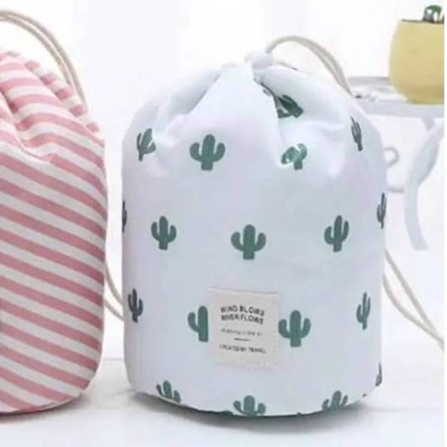 Threaded Pear - Women's Waterproof Travel Cosmetic Bag Set