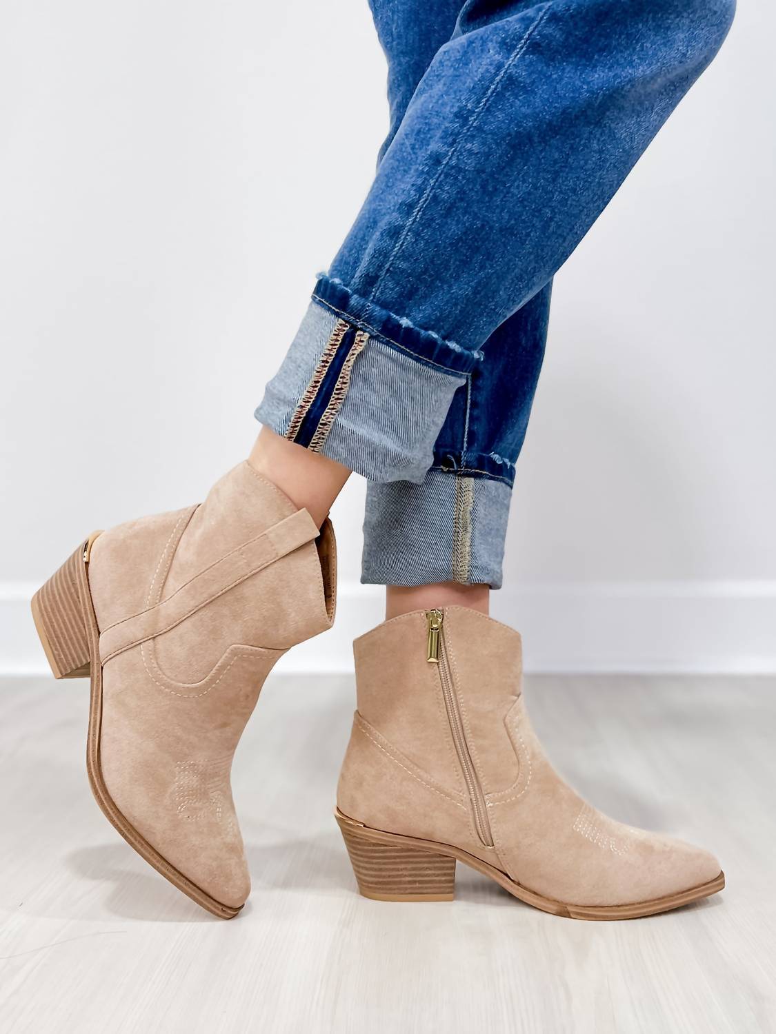 Corkys Footwear - Women's Quittin Time Western Booties