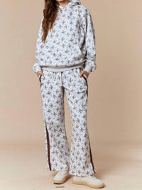 Peach Love - Floral Printed Fleece Sweatpants