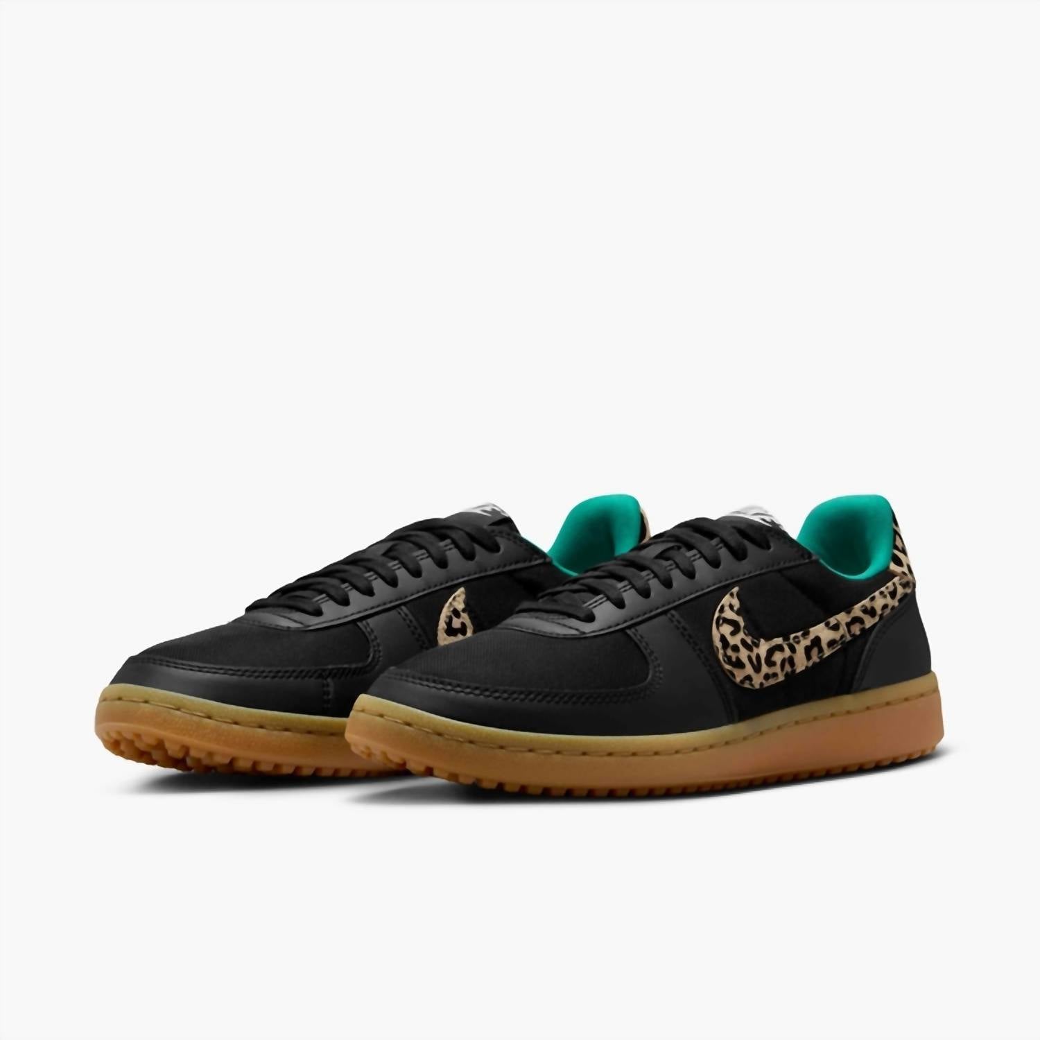 Nike - Women's Field General Se Sneakers