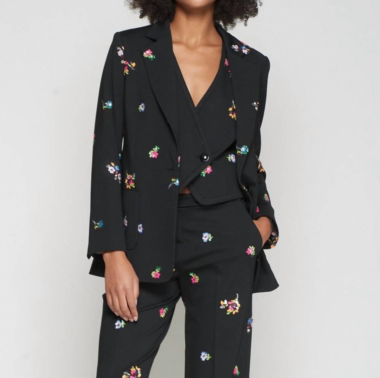 Vilagallo - Aberturas Flores Blazer
