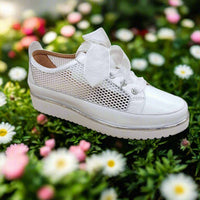 L'Amour Des Pieds - Women's Zafira Lightweight Sneakers