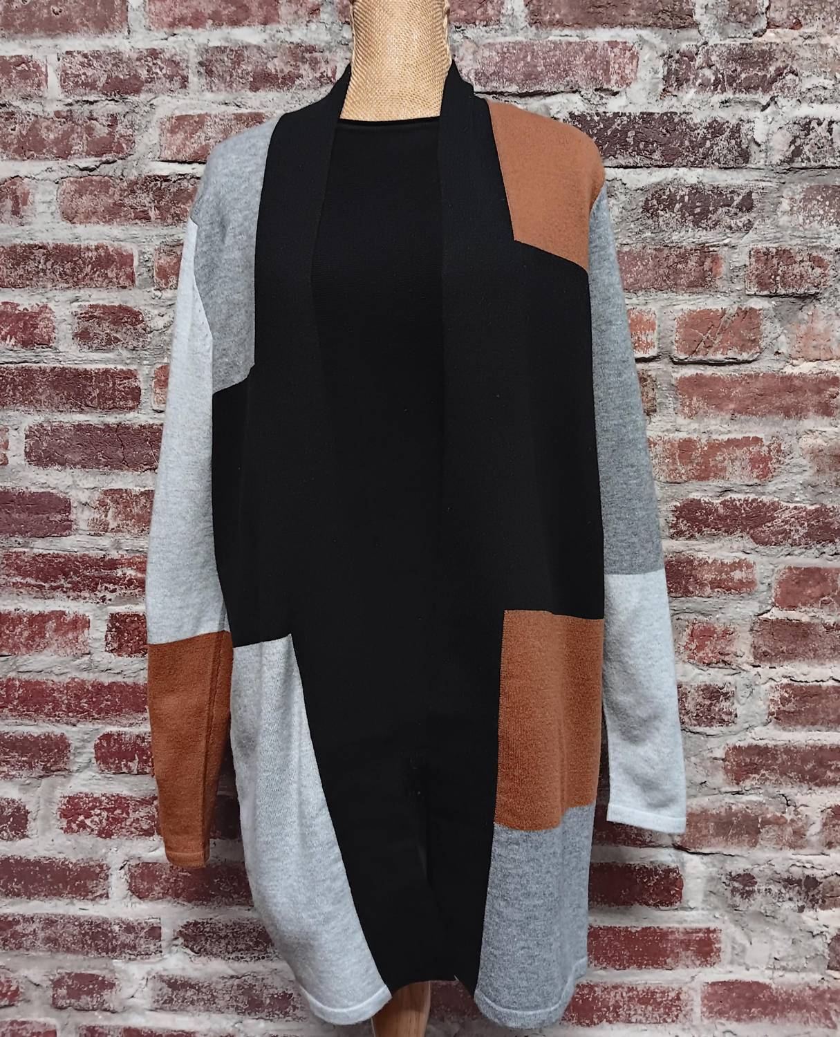 Keren Hart - Color Block Cardigan