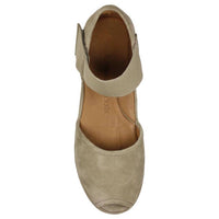 L'Amour Des Pieds - Women's Amadour Platform Sandal