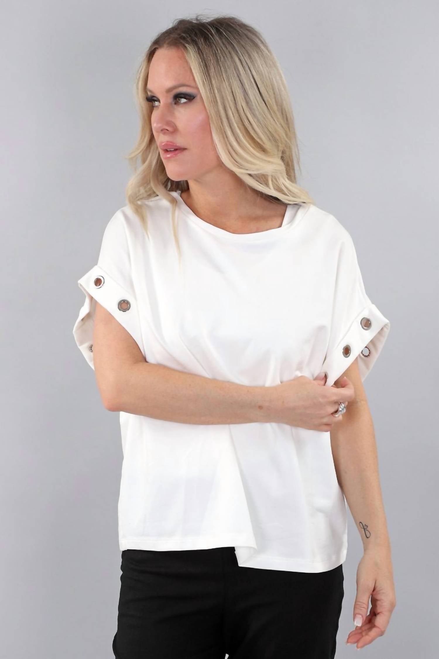Michael Tyler - Short Rings On Sleeve Top