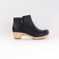 Dansko - Women's Lizanne Bootie Clog