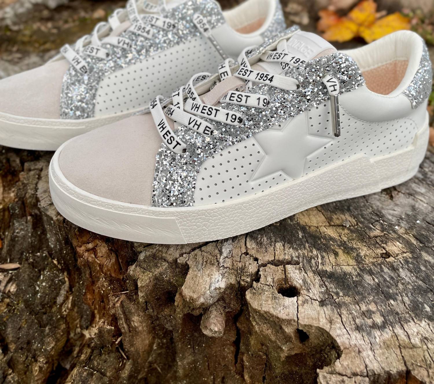 Vintage Havana - Women's Glitter Trim Star Sneakers