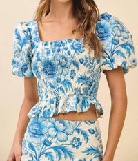 TCEC Floral Print Smocked Bodice Puff Sleeves Crop Top in blue - women's shirt