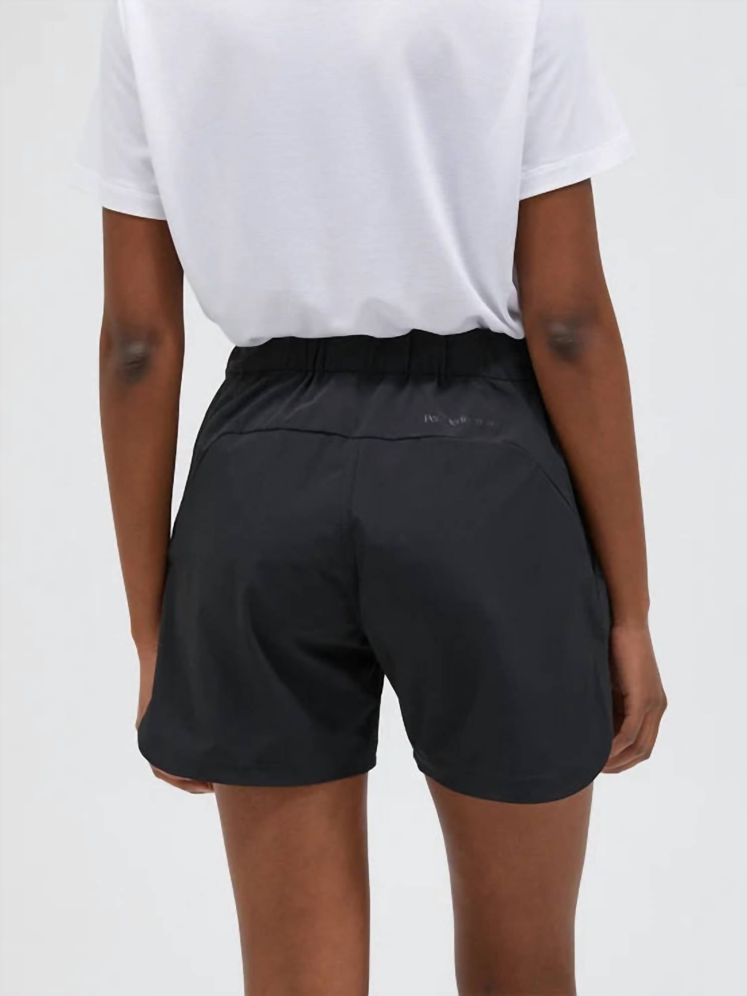 Peak Performance - Vislight Light Shorts
