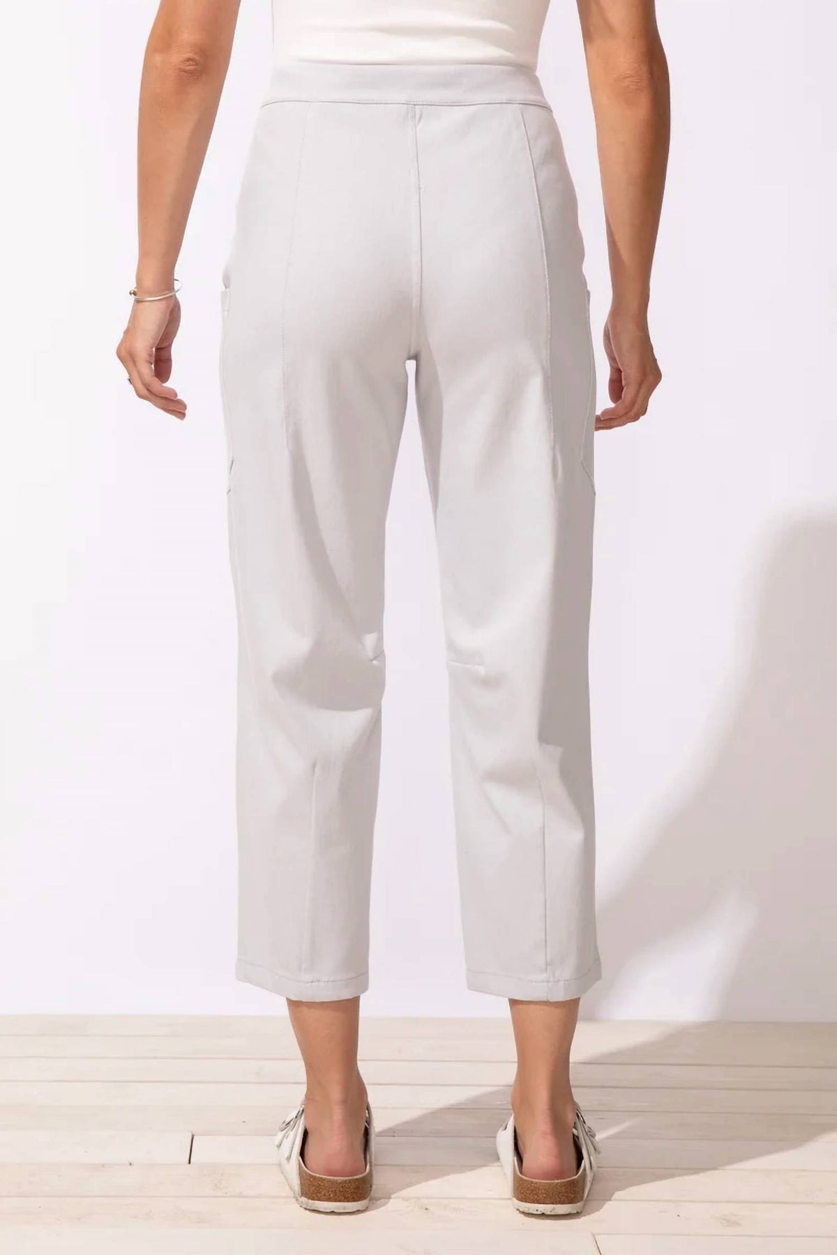 Escape - Comfort Knit Denim Darted Flood Jean