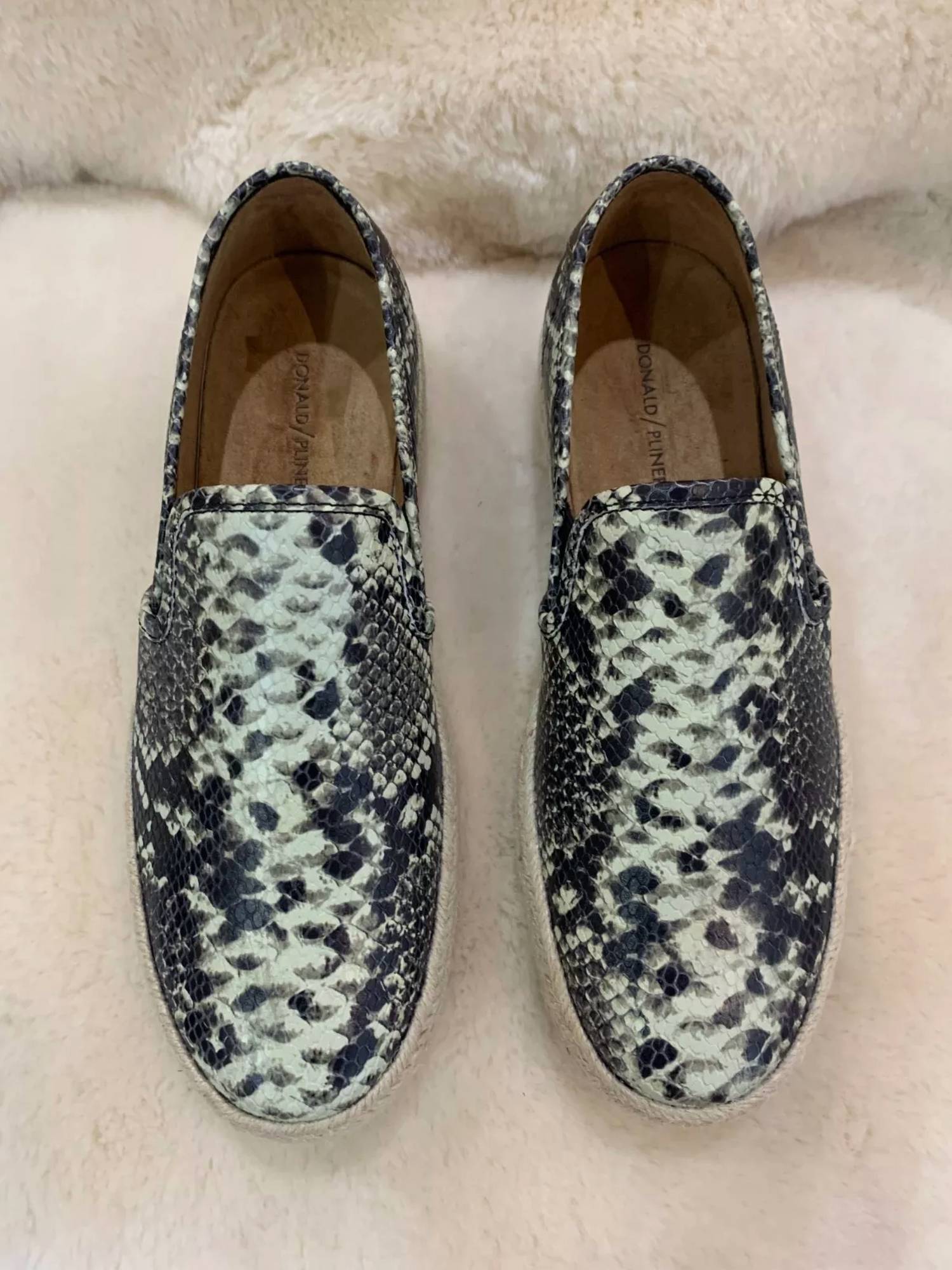 Donald Pliner - Men's Grayson Slip On Sneaker