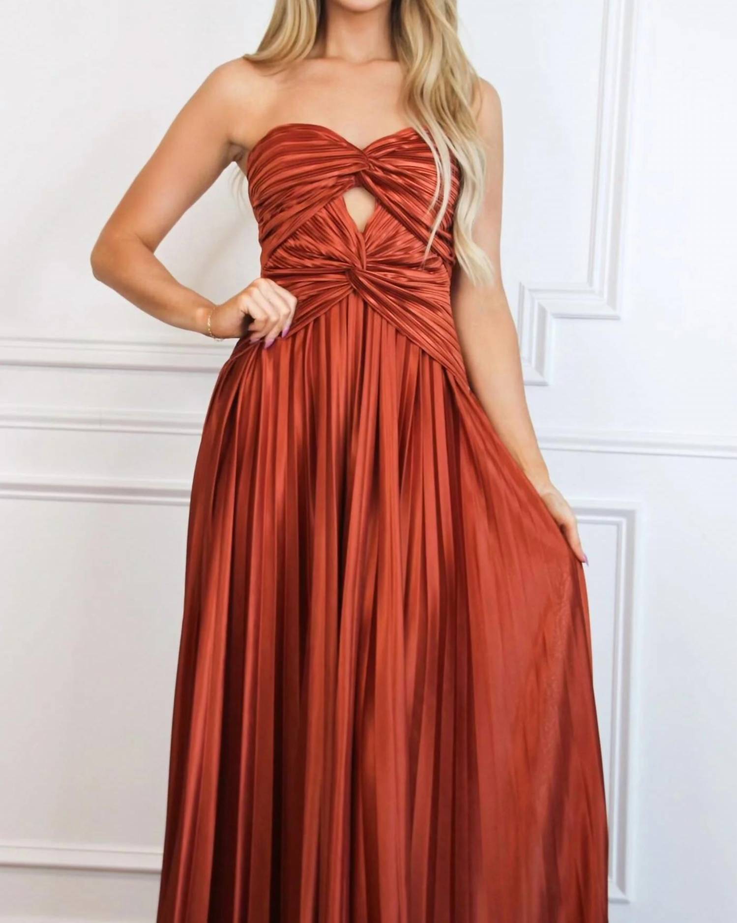 Maniju - Carolina Strapless Pleated Maxi Dress