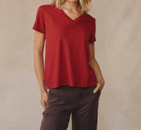 Bella Dahl - Side slit v neck tee