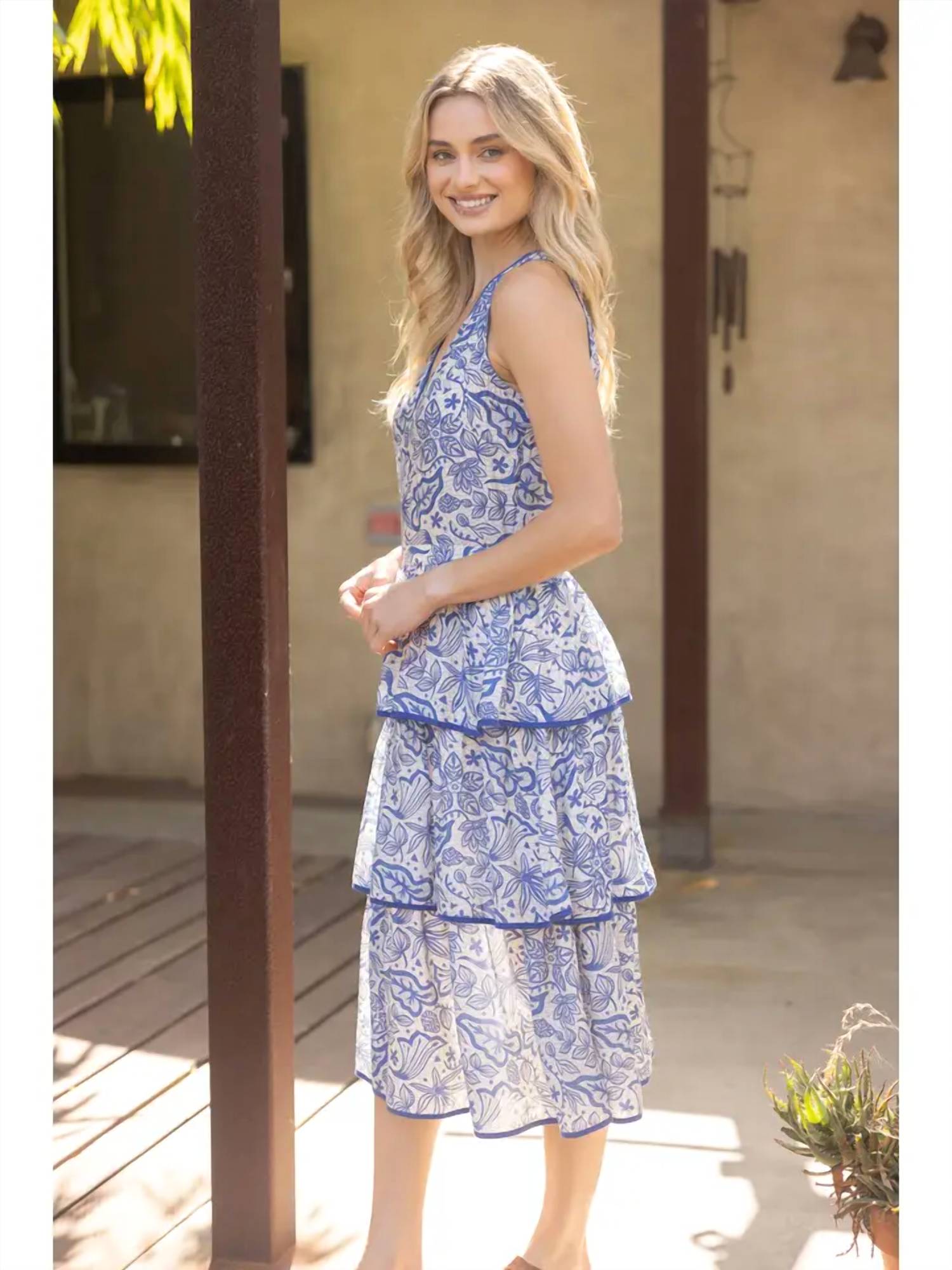 Voy - contrast binded tassel detail tiered midi print dress