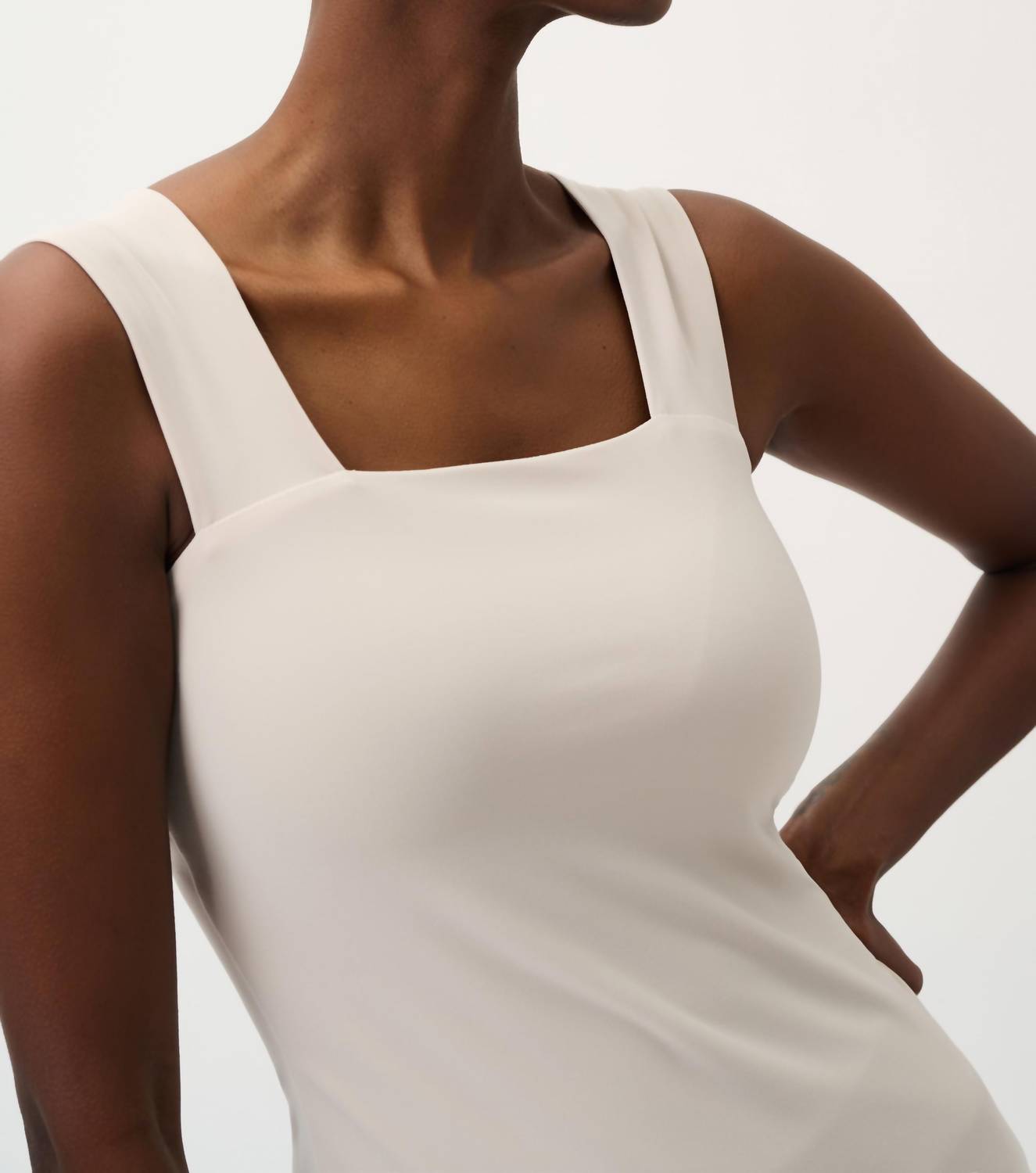 Joseph Ribkoff - CLASSIC SQUARE NECK TANK