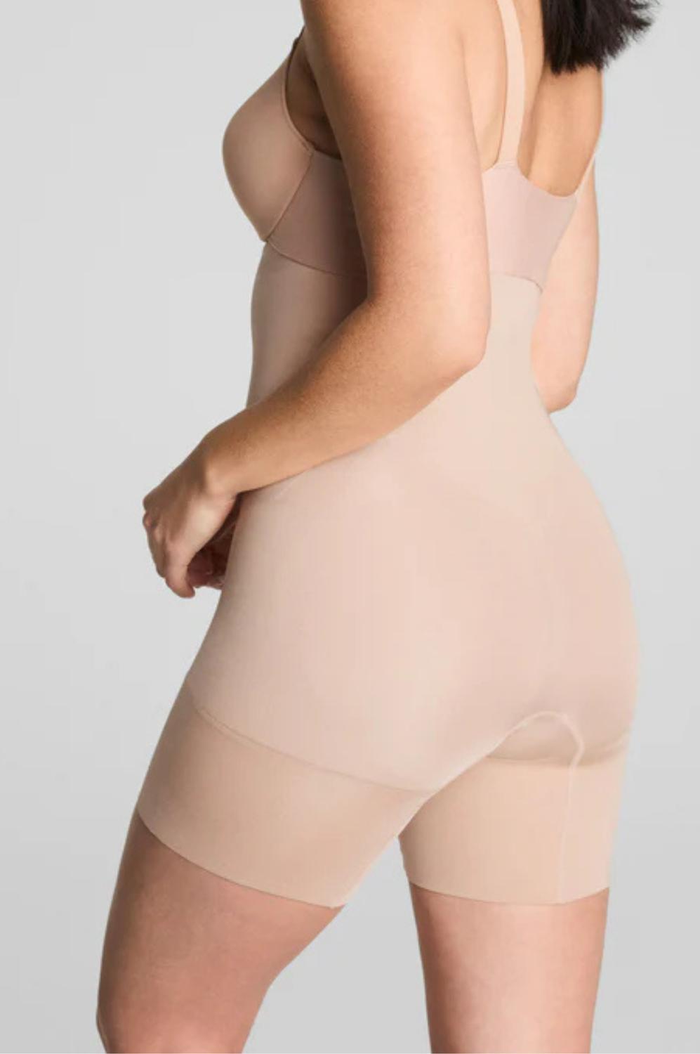 Spanx - Women's High Waisted Mid Thigh Short
