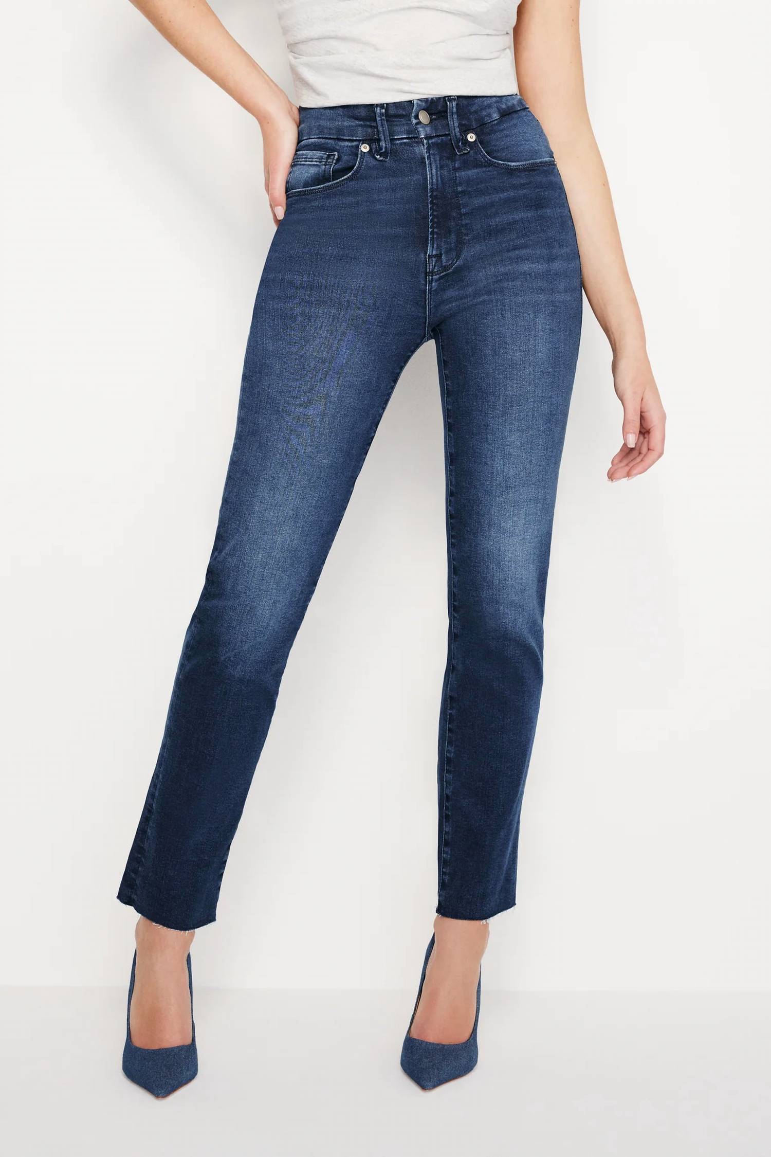 Good American - Good Classic Slim Straight Leg Jean