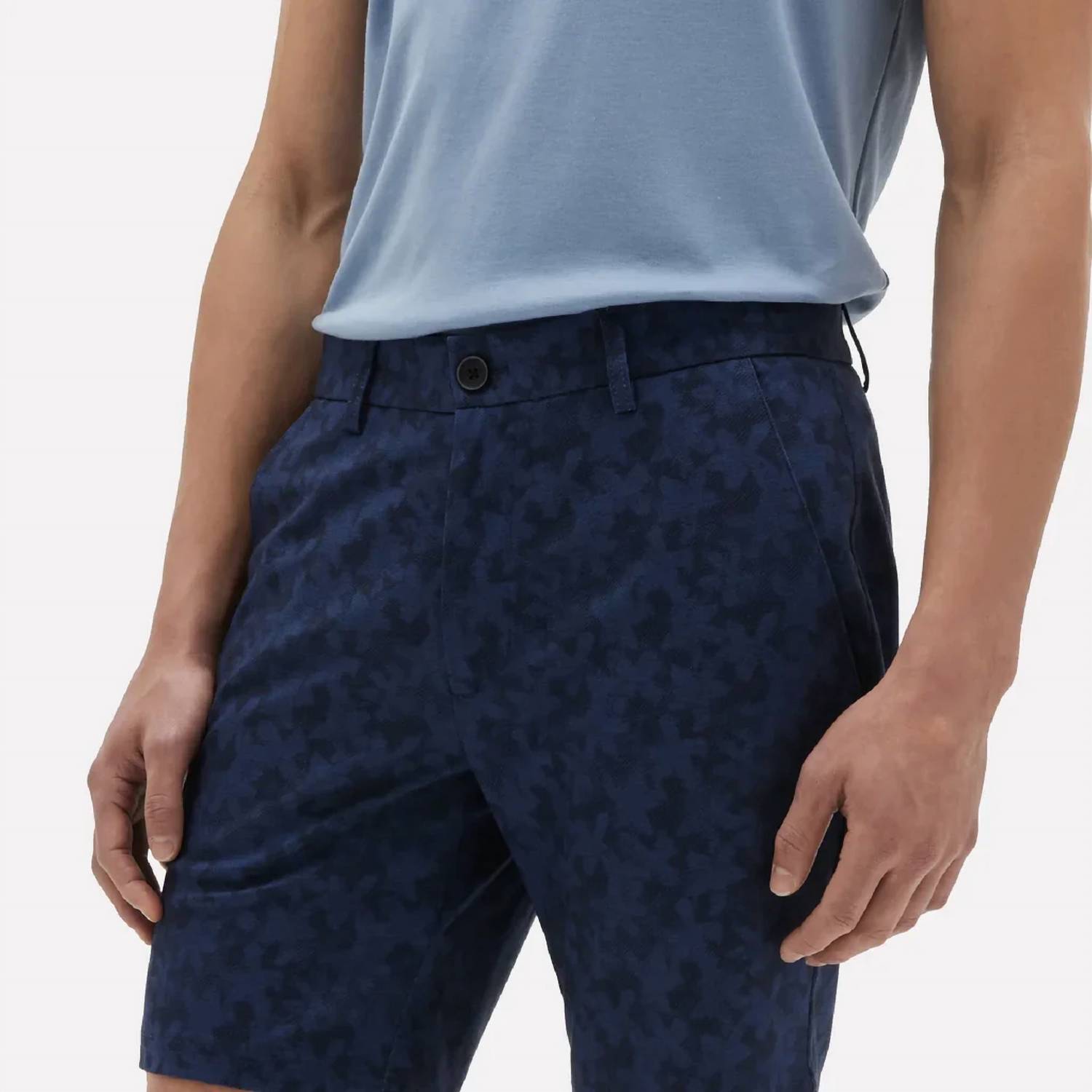 Robert Barakett - Fauna Printed Casual Short
