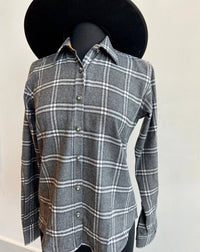 Madison Creek Outfitters - Women's Claire Printed Button Down Shirt