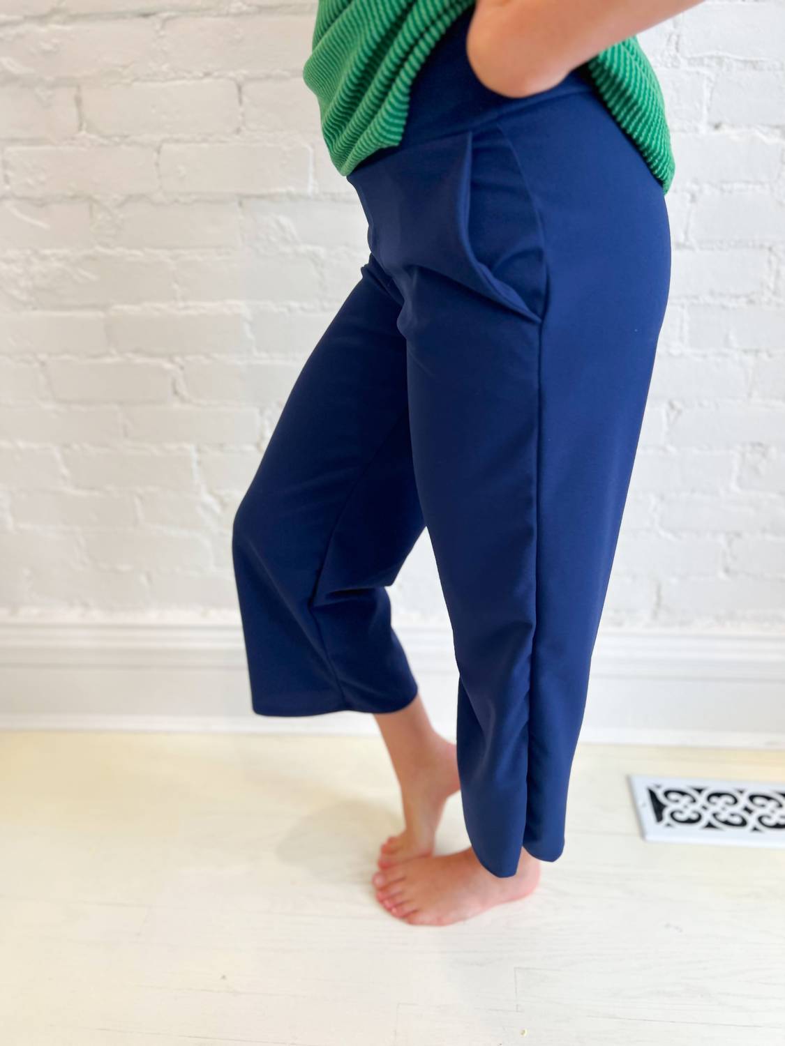 Heimish Usa - Lucy Wide Leg Stretchy Crop Pants