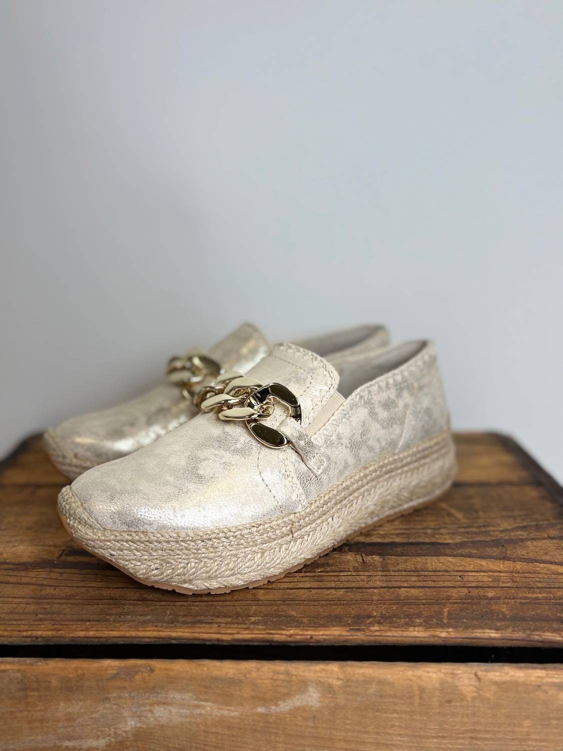 Dolce Vita Women's Jhenee Espadrille in light gold - women's shoe
