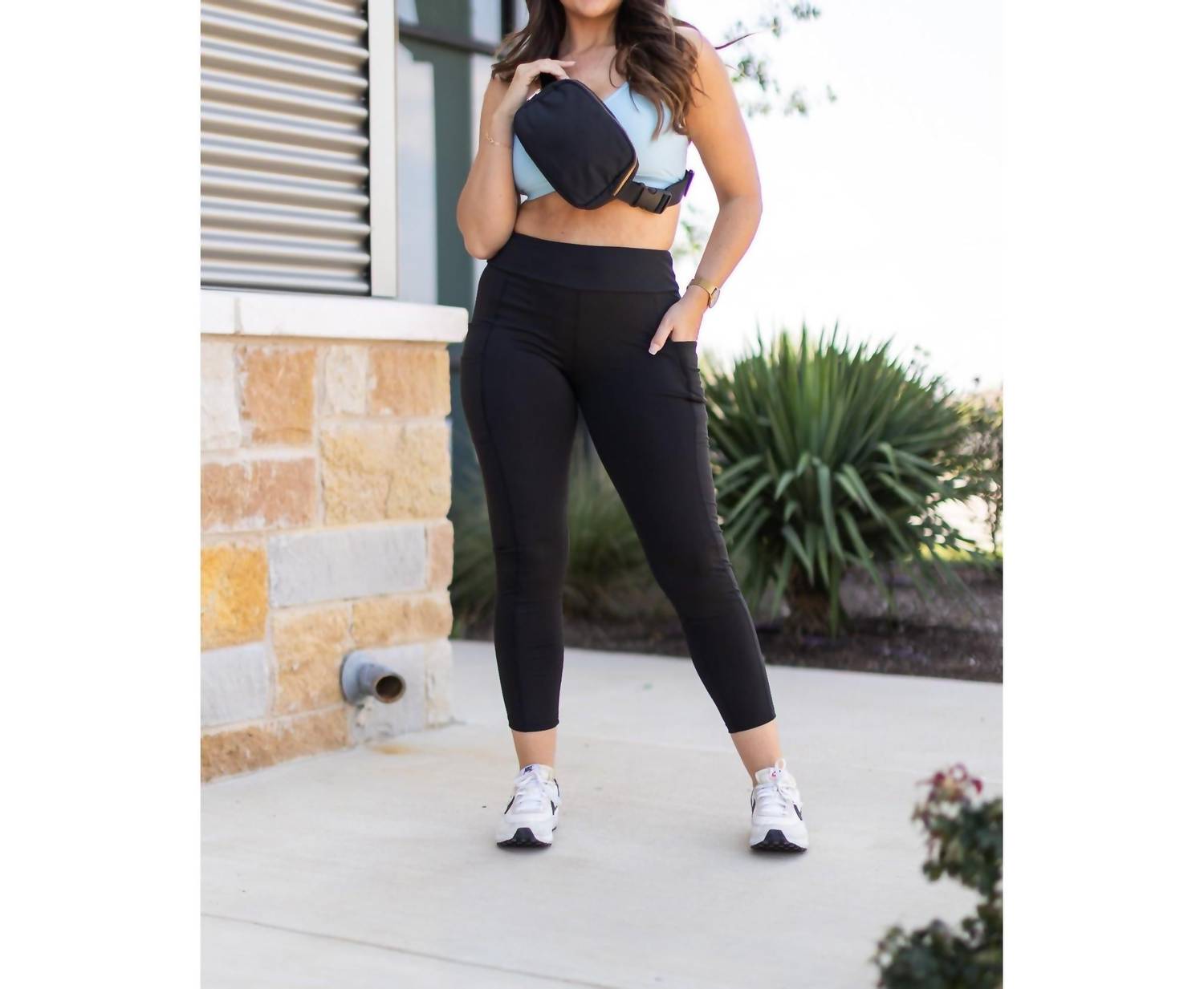 Julia Rose Shannon Double Pocket Sculpting Leggings in black 1 - women's pants - view 4