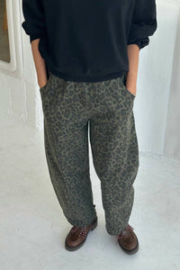Le Bon Shoppe - Arc Curved & Cropped Pants