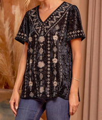 Andree By Unit - Embroidered Velvet Top