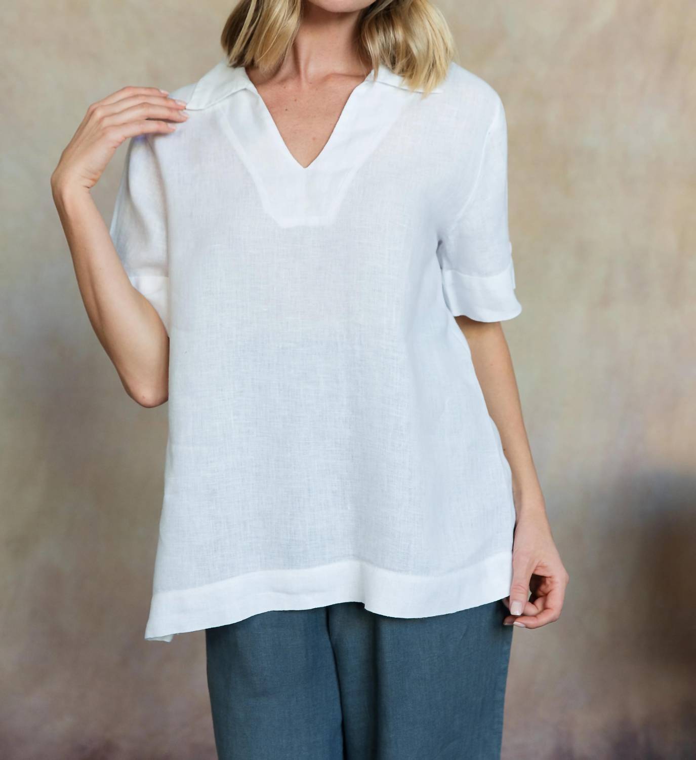 Cobblestone Living - Adele Collared Vneck Short Sleeve Top