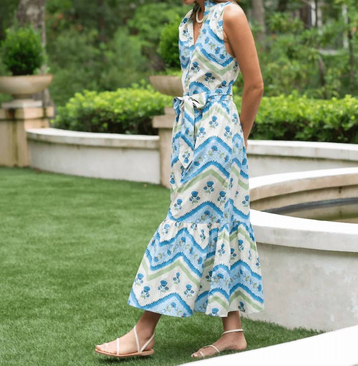 Elizabeth James The Label - Babs V-neck Midi Dress