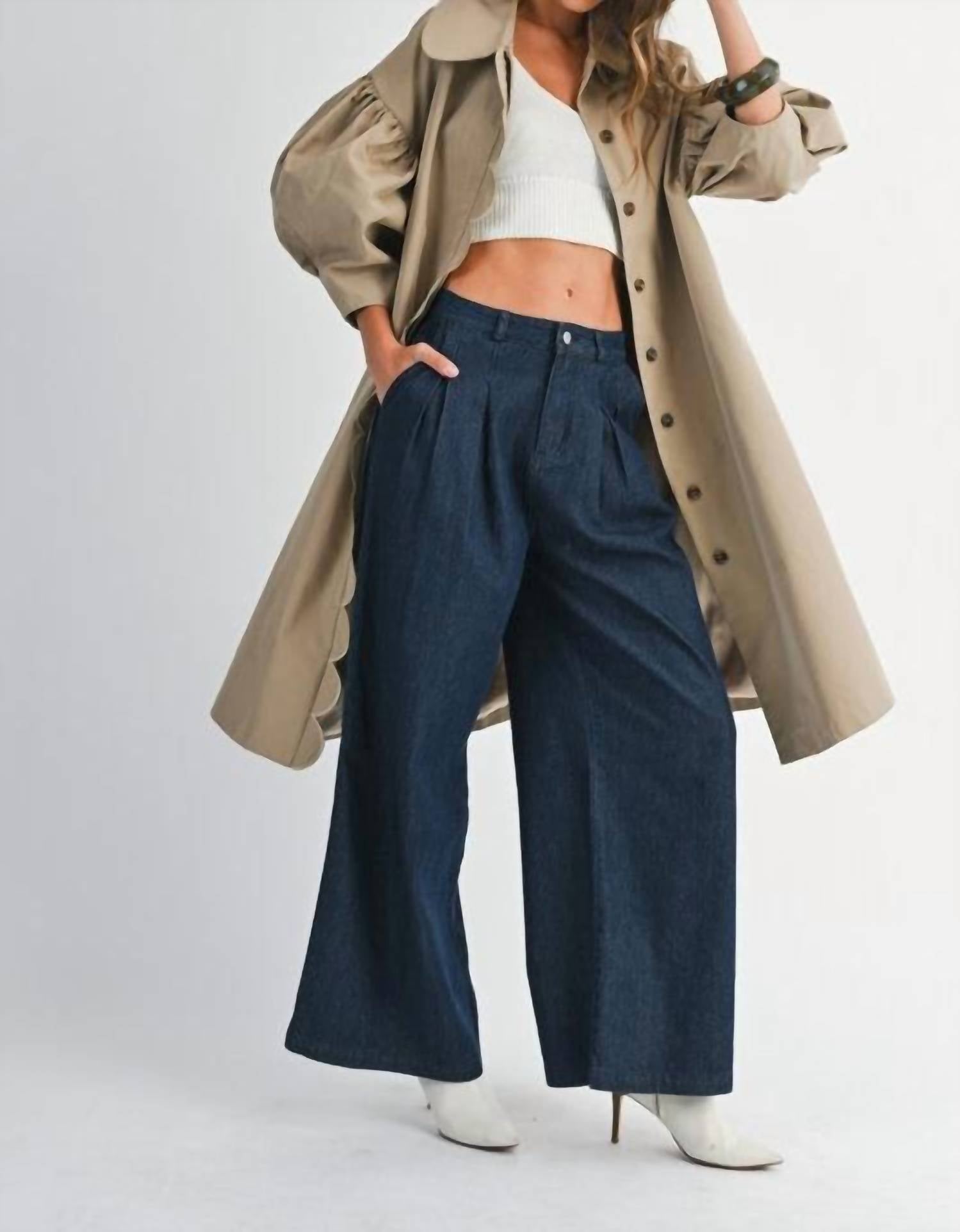 Mable - Classically Modern Scalloped Trench Coat