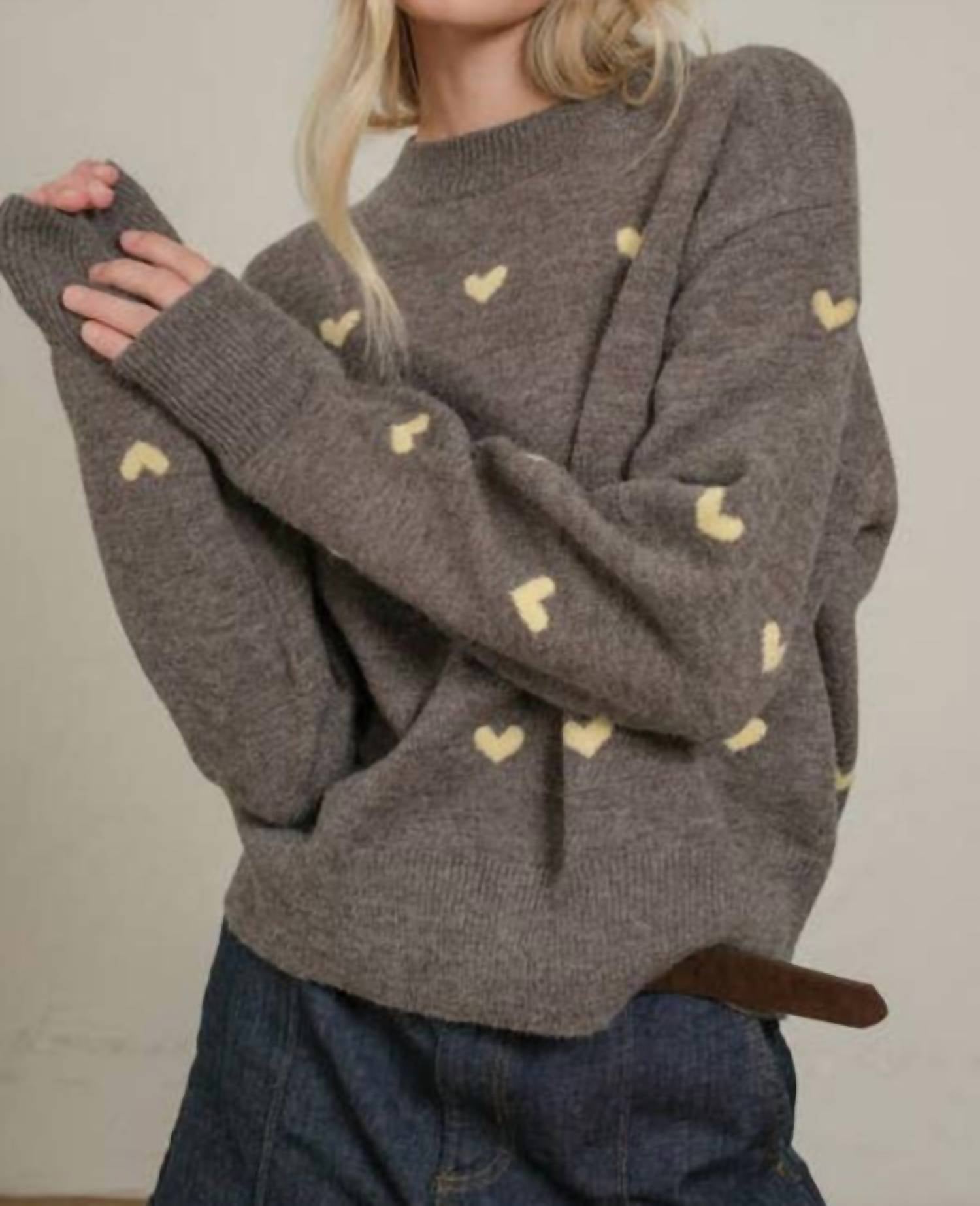 Mint Exclusives - Heart Point Knit Sweater
