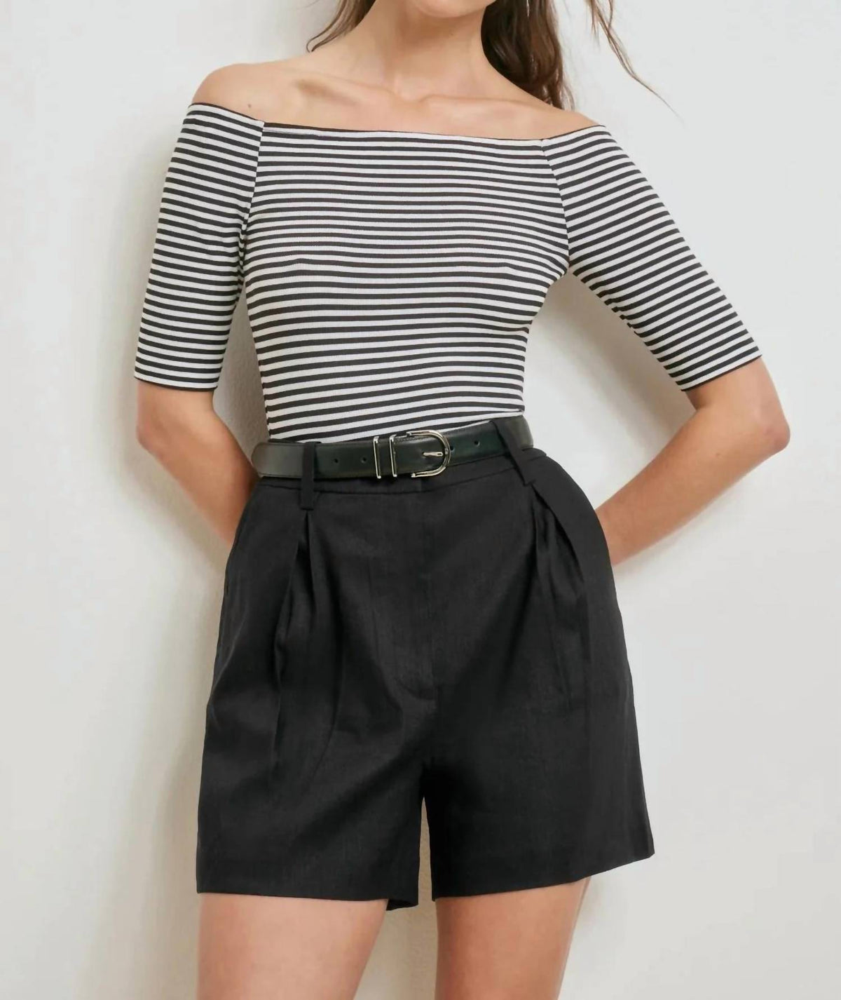 Favorite Daughter - The Sara Half Sleeve Top
