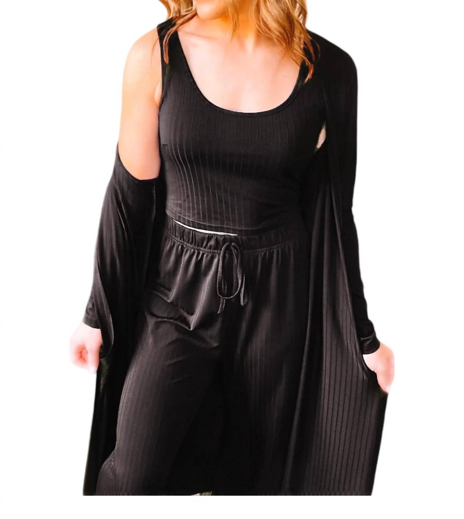 Wlm - Three Piece Lounge Set