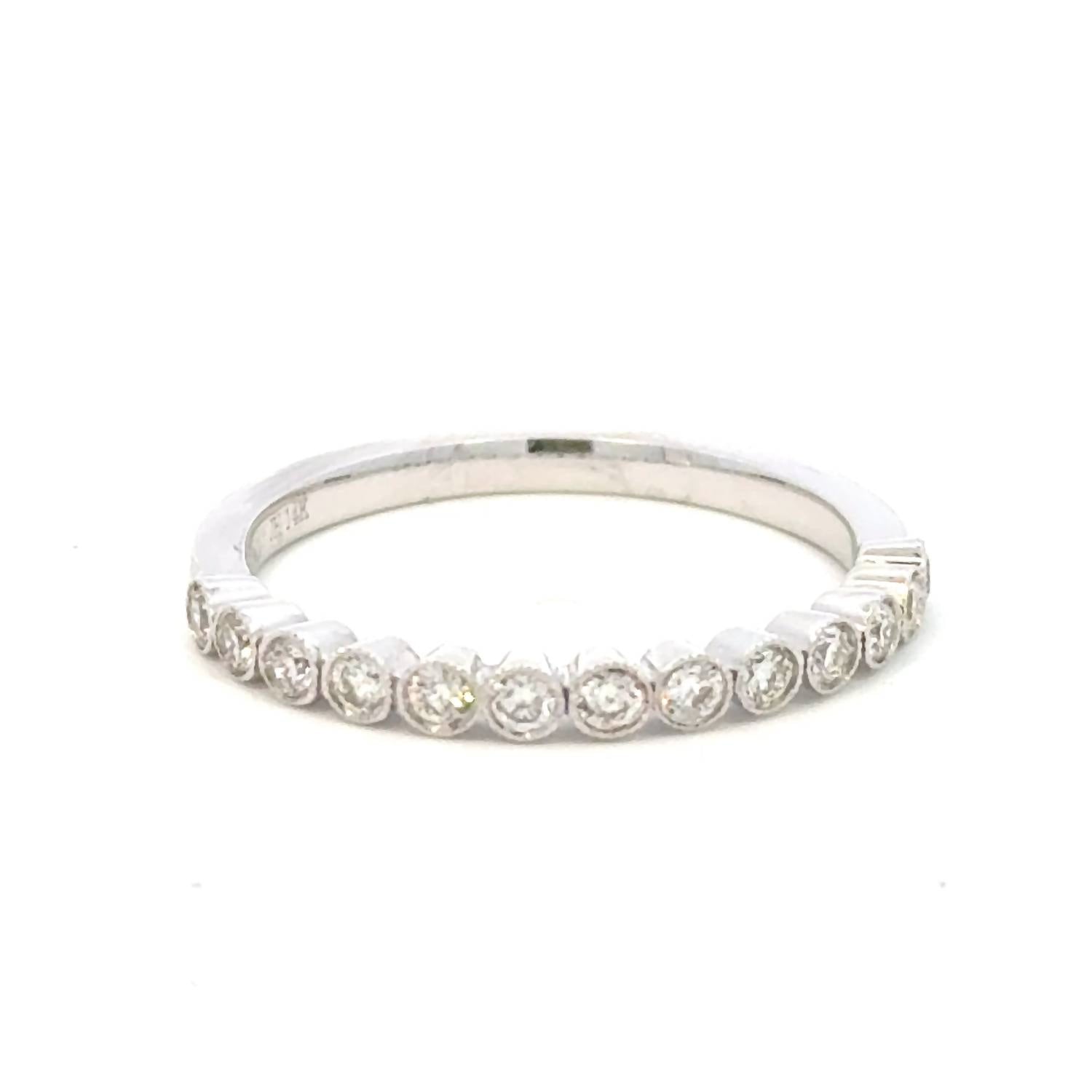 Aamiaa - 0.30 Carat Natural Diamond Round Brilliant And Baguette Band Ring