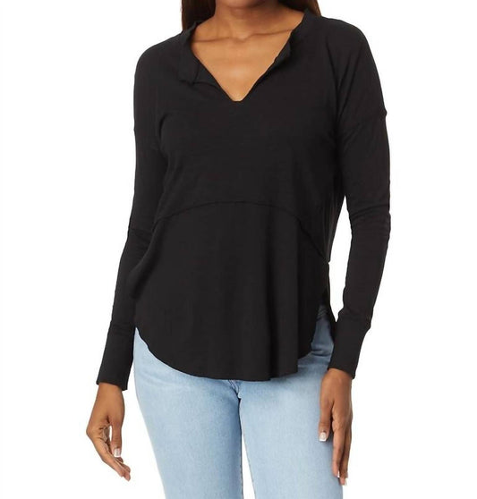 Bobi - Shirred Sleeve Split Neck Tee