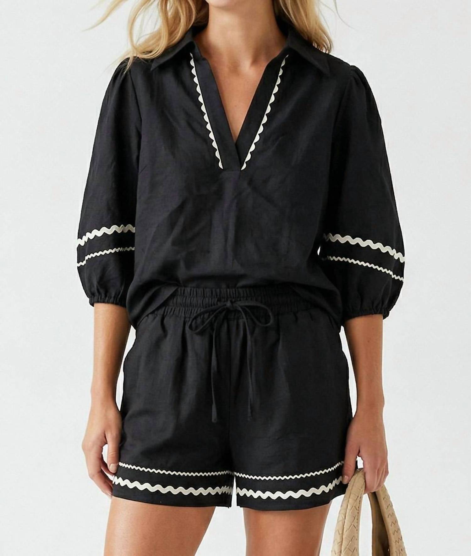 Naked Zebra - Contrast Trim Puff Sleeve Linen Blouse