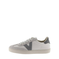 VICTORIA Women's Berlin Sneaker in gris - women's sneaker - detail view
