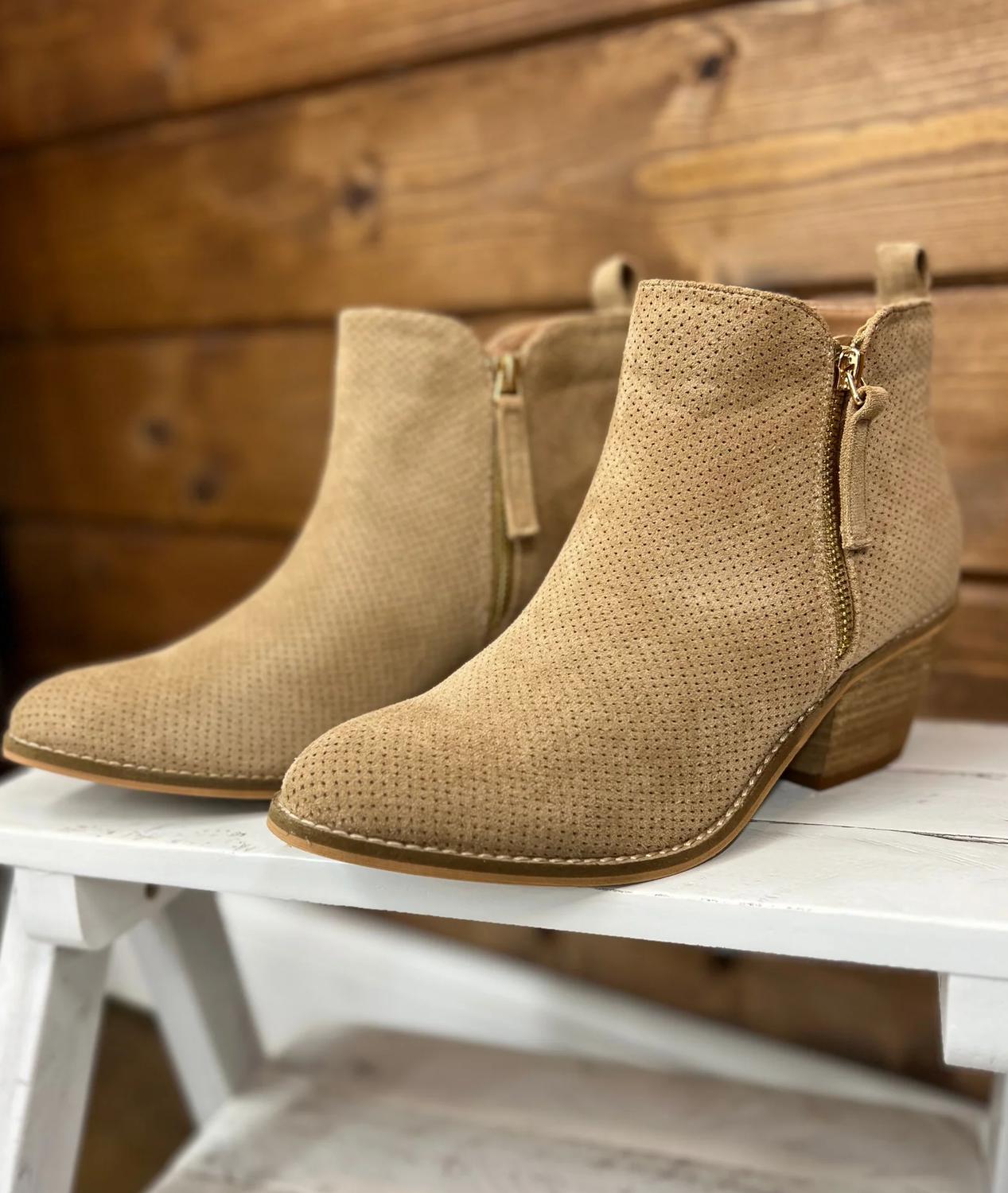 Corkys Footwear - Women's Spooktacular Bootie