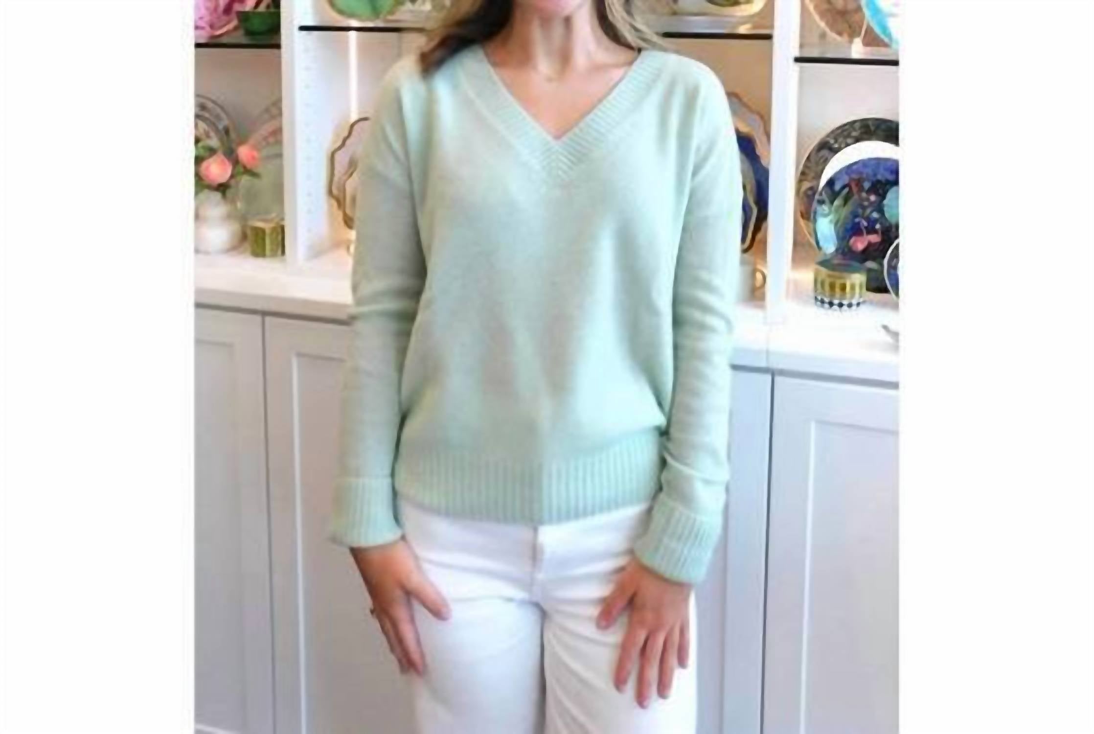 White + Warren - Cashmere Featherweight Vneck Sweater