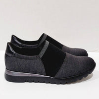 Munro - Women's Kj Fabric Gore Slip-on Sneaker