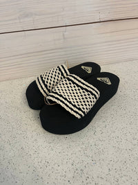 Roxy - Women's Dazie Sandal