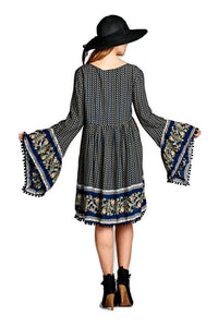 Velzera - Paisley Print Bell Sleeve Dress - Plus