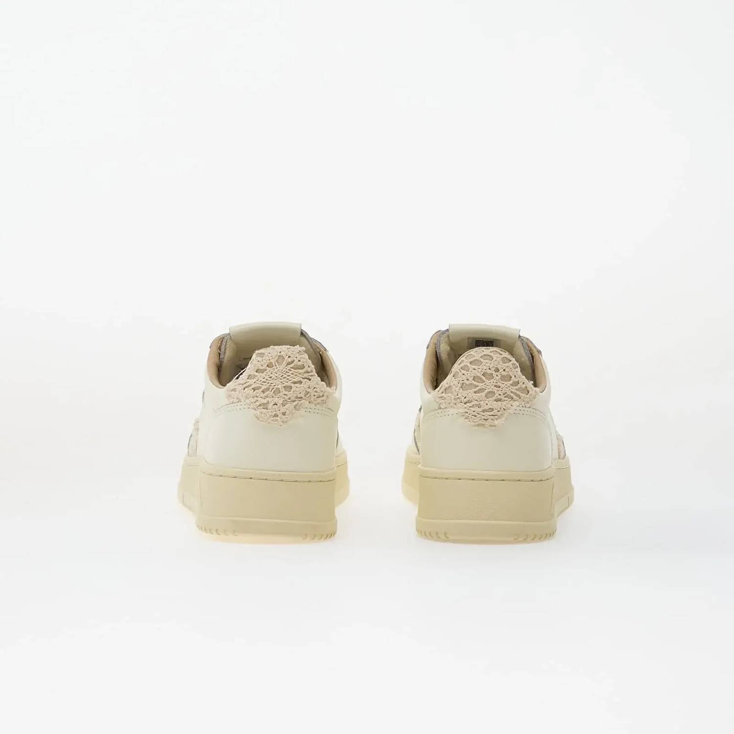 Autry - Women's Medalist Low Sneaker
