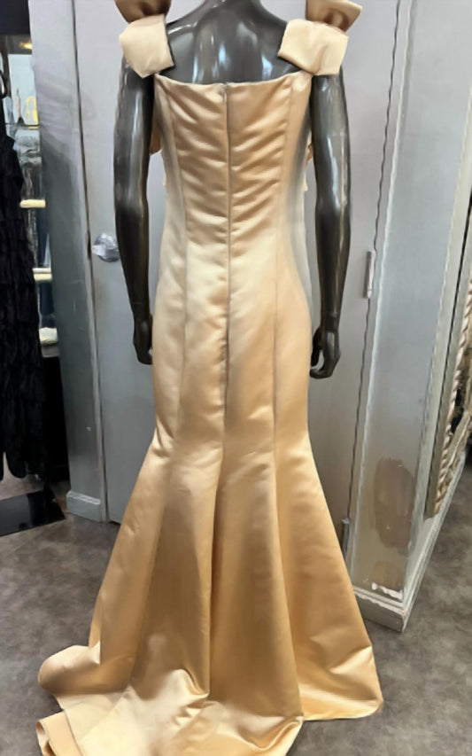 Tarik Ediz - Women's Bow Gown