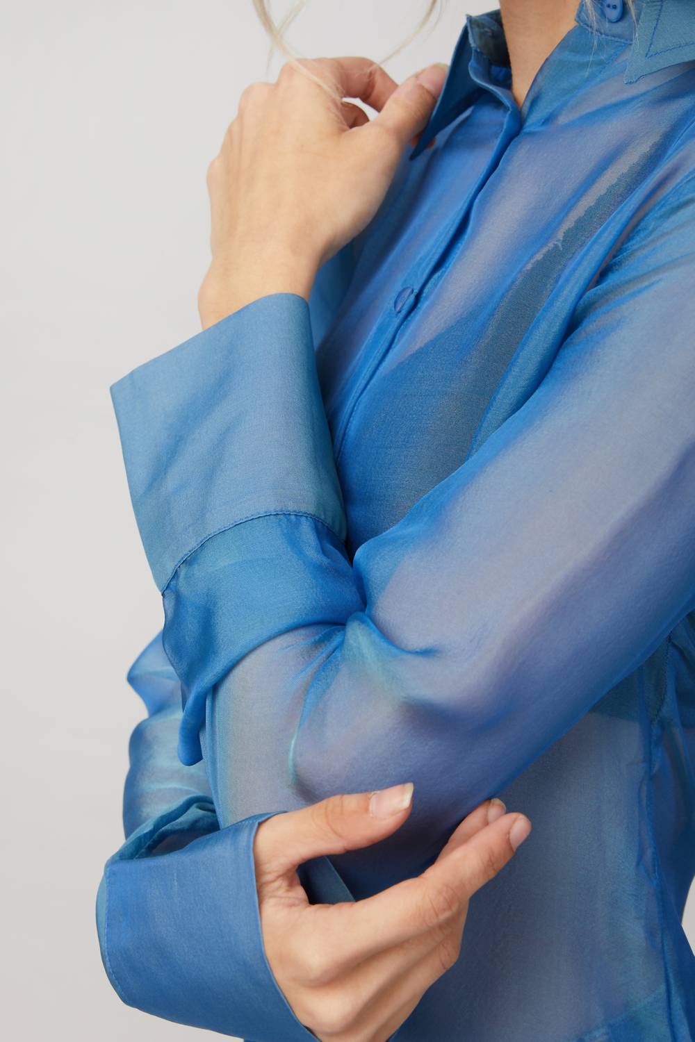CHIFFON SLIM SHIRT